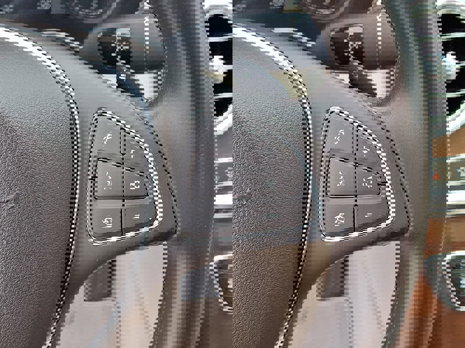 Used 2016 Mercedes-Benz C 300 4MATIC Sedan image 24