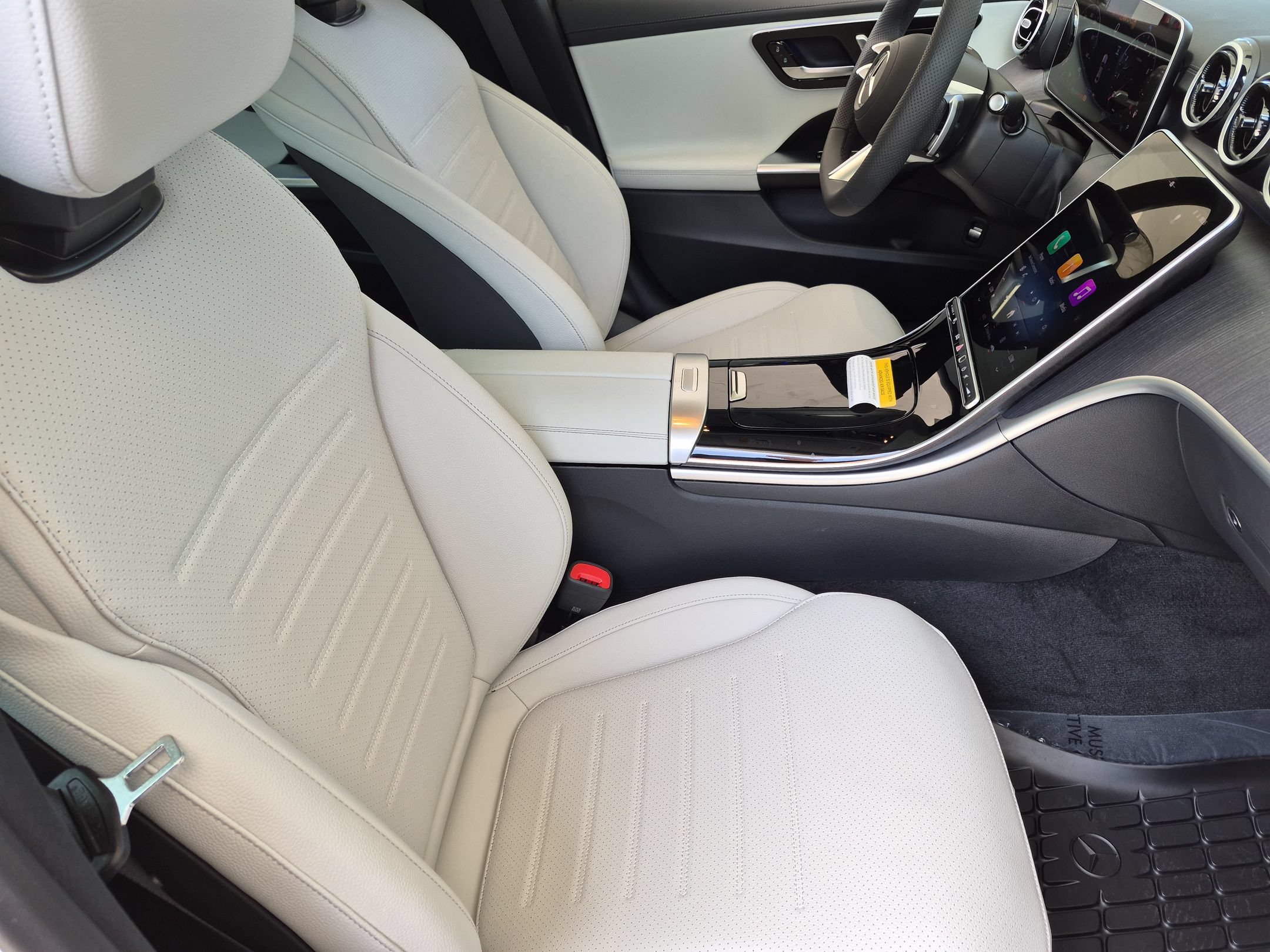 New 2026 Mercedes-Benz C 300 Sedan image 31
