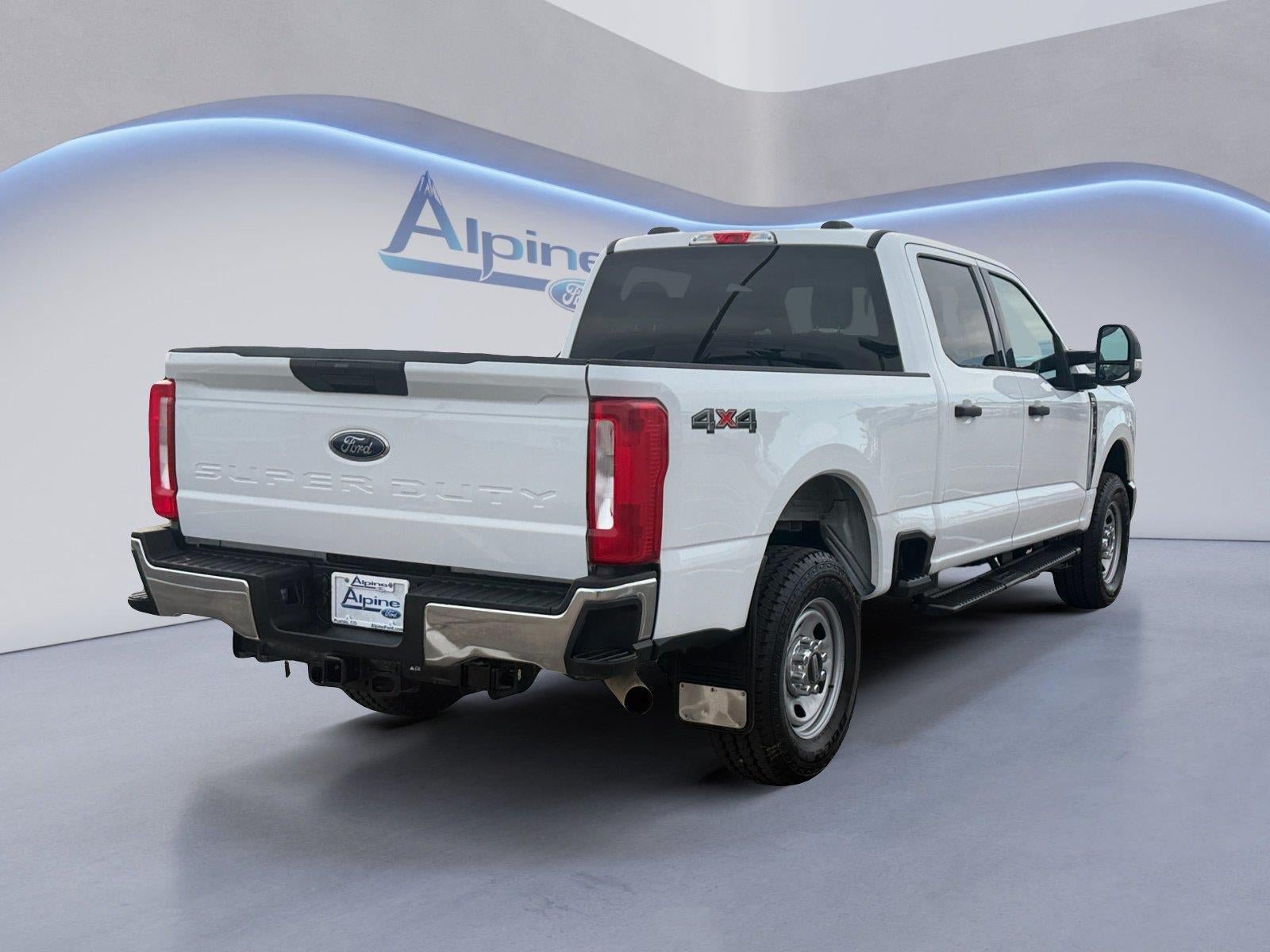 Used 2025 Ford F250 XLT AWD/4WD image 5