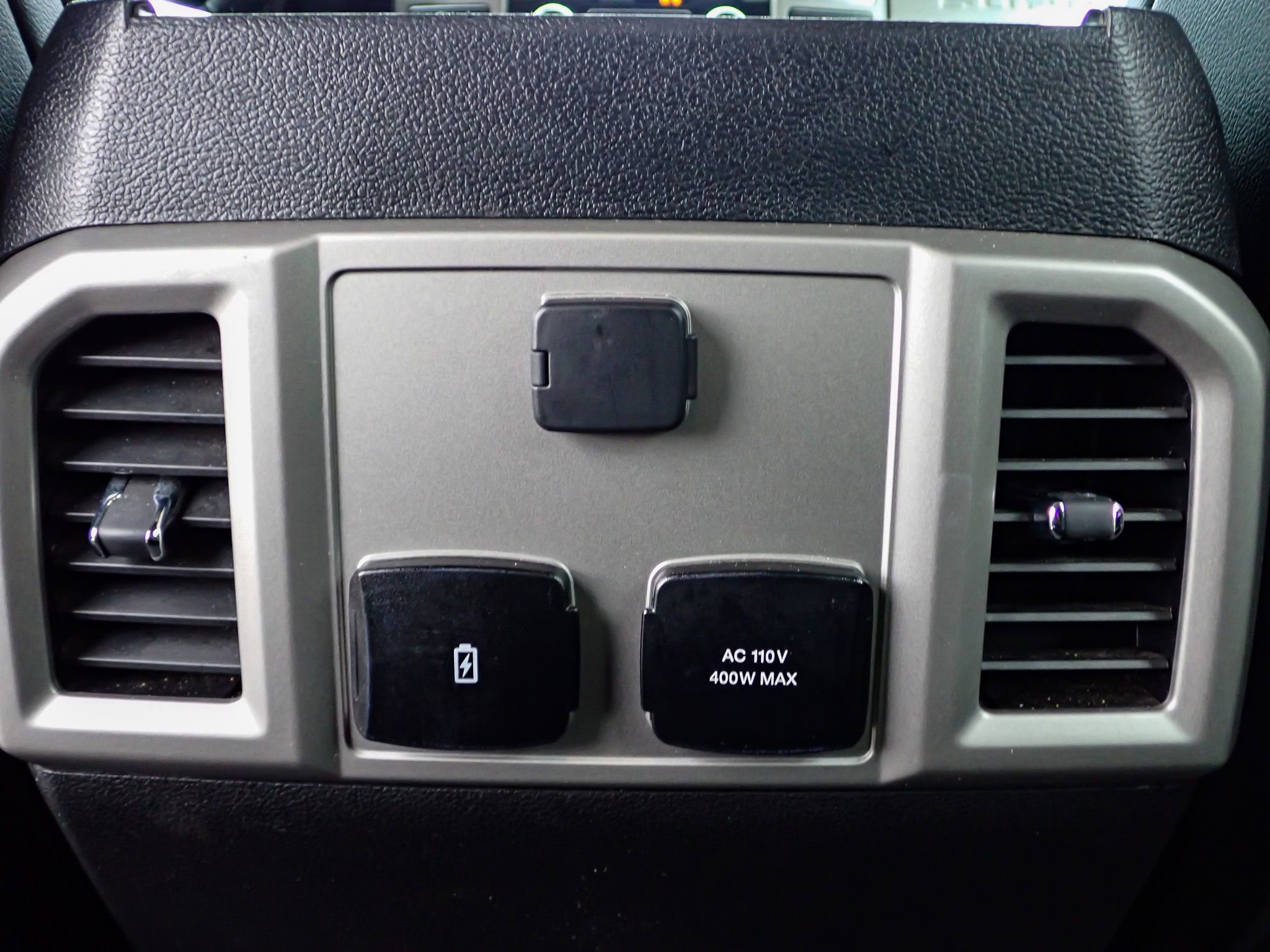 Used 2021 Ford F250 Lariat w/ Tremor Off-Road Package image 28