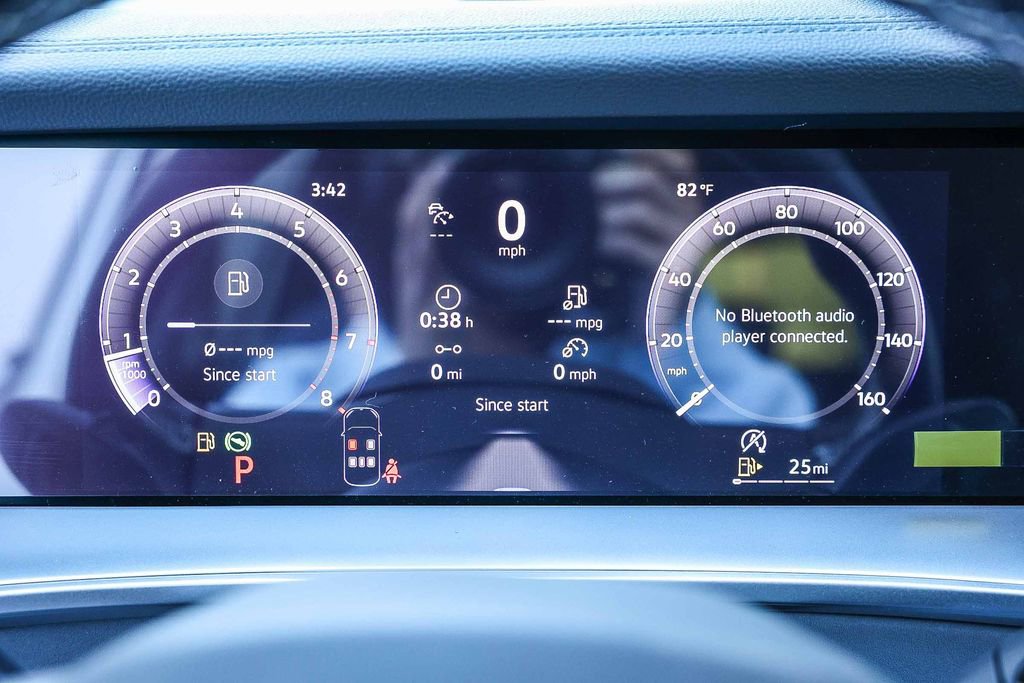 New 2026 Volkswagen Tiguan SE image 35