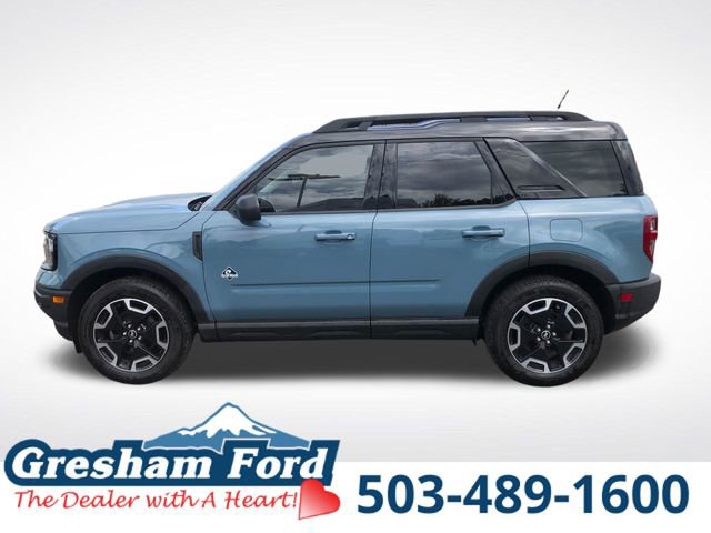 Used 2022 Ford Bronco Sport Outer Banks image 3