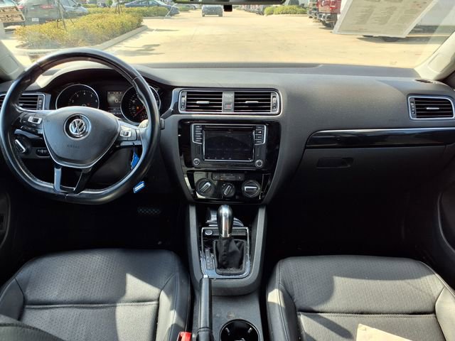 Used 2016 Volkswagen Jetta SEL FWD image 18
