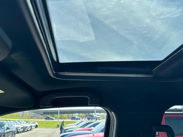 Used 2025 Nissan Frontier PRO-4X w/ Pro Premium Package image 16