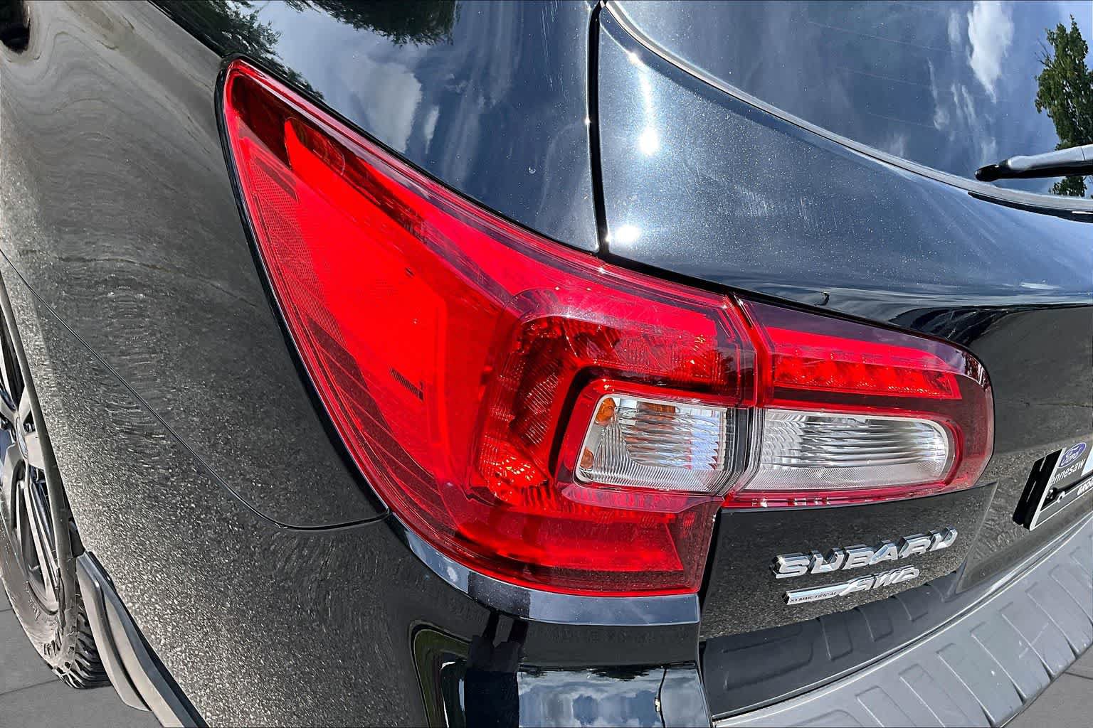 Used 2018 Subaru Outback 3.6R Limited AWD/4WD image 28