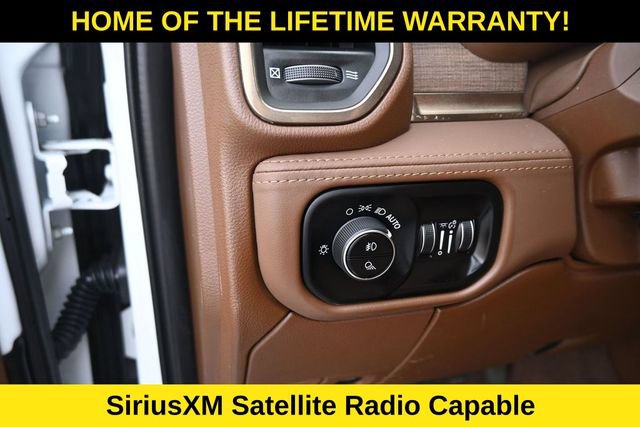 Used 2022 RAM 3500 Limited AWD/4WD image 32