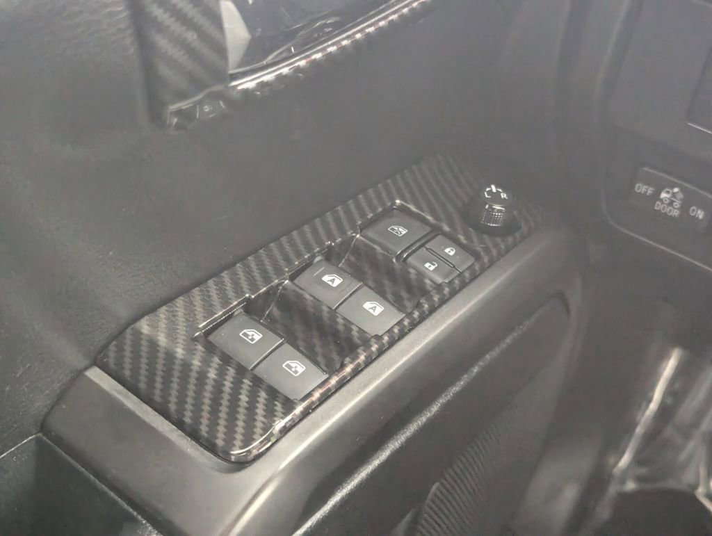 Used 2021 Toyota Tacoma TRD Off-Road image 18