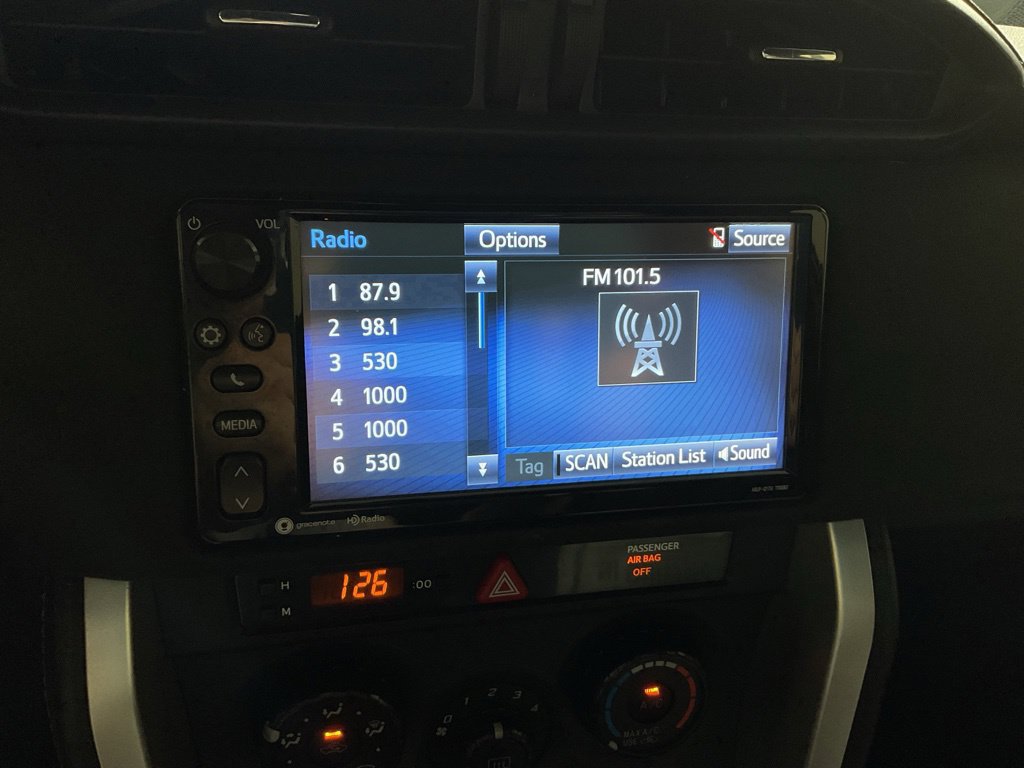 Used 2017 Toyota 86 RWD image 21
