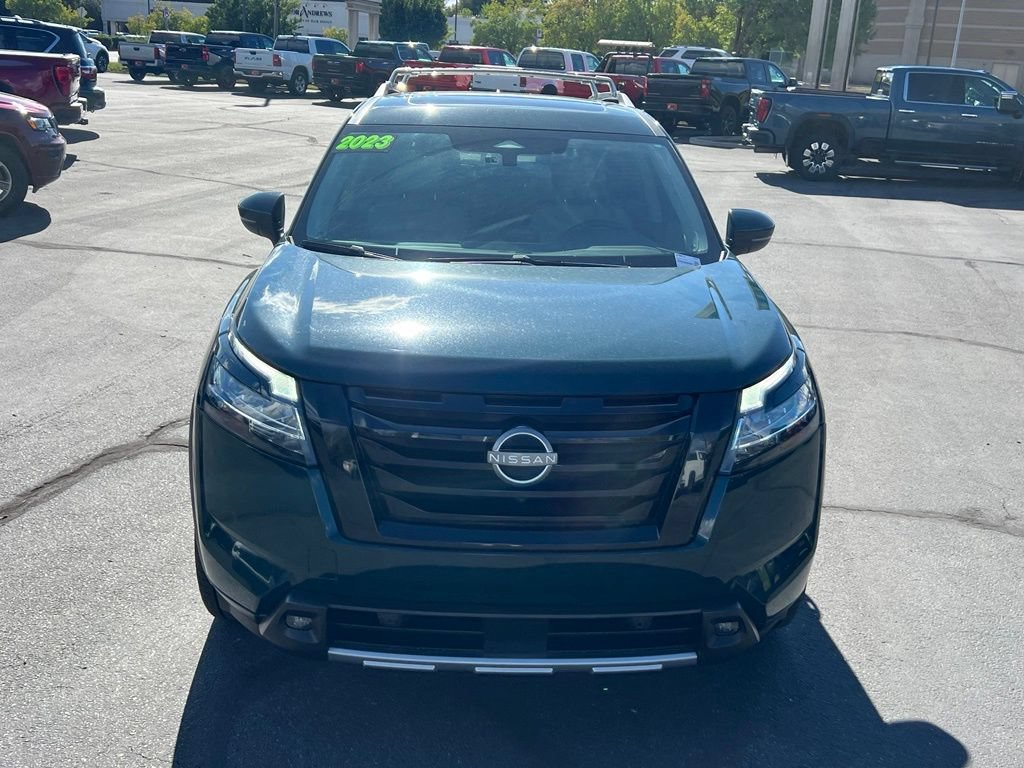 Used 2023 Nissan Pathfinder SL w/ SL Premium Package FWD image 4