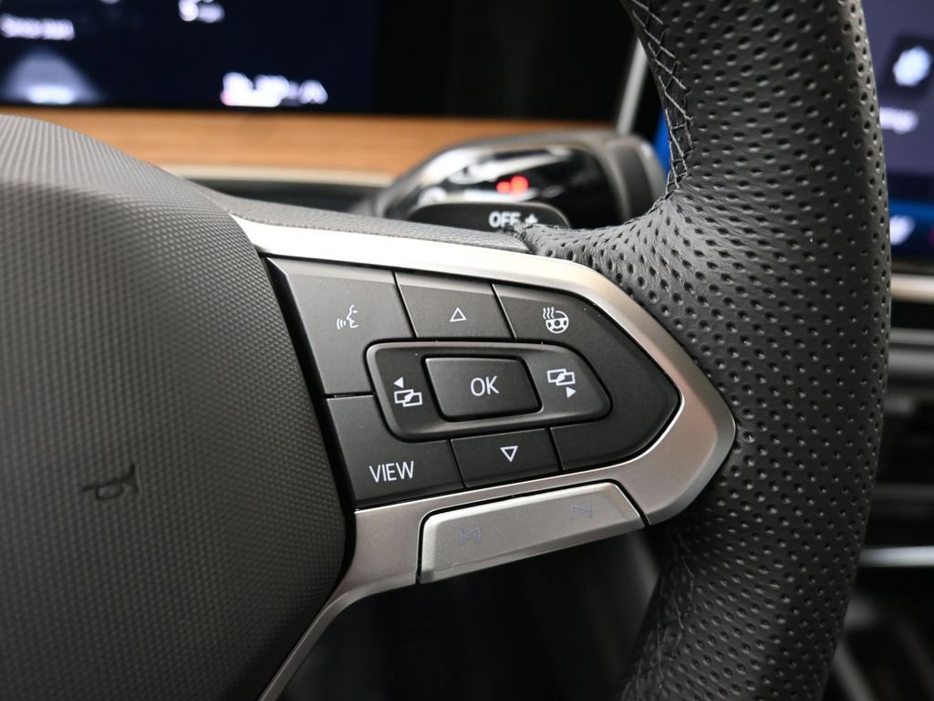 New 2026 Volkswagen Tiguan SEL R-Line image 27