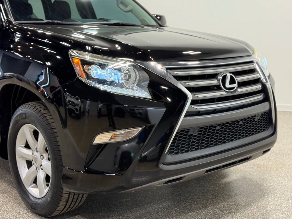 Used 2016 Lexus GX 460 w/ Navigation Package image 27