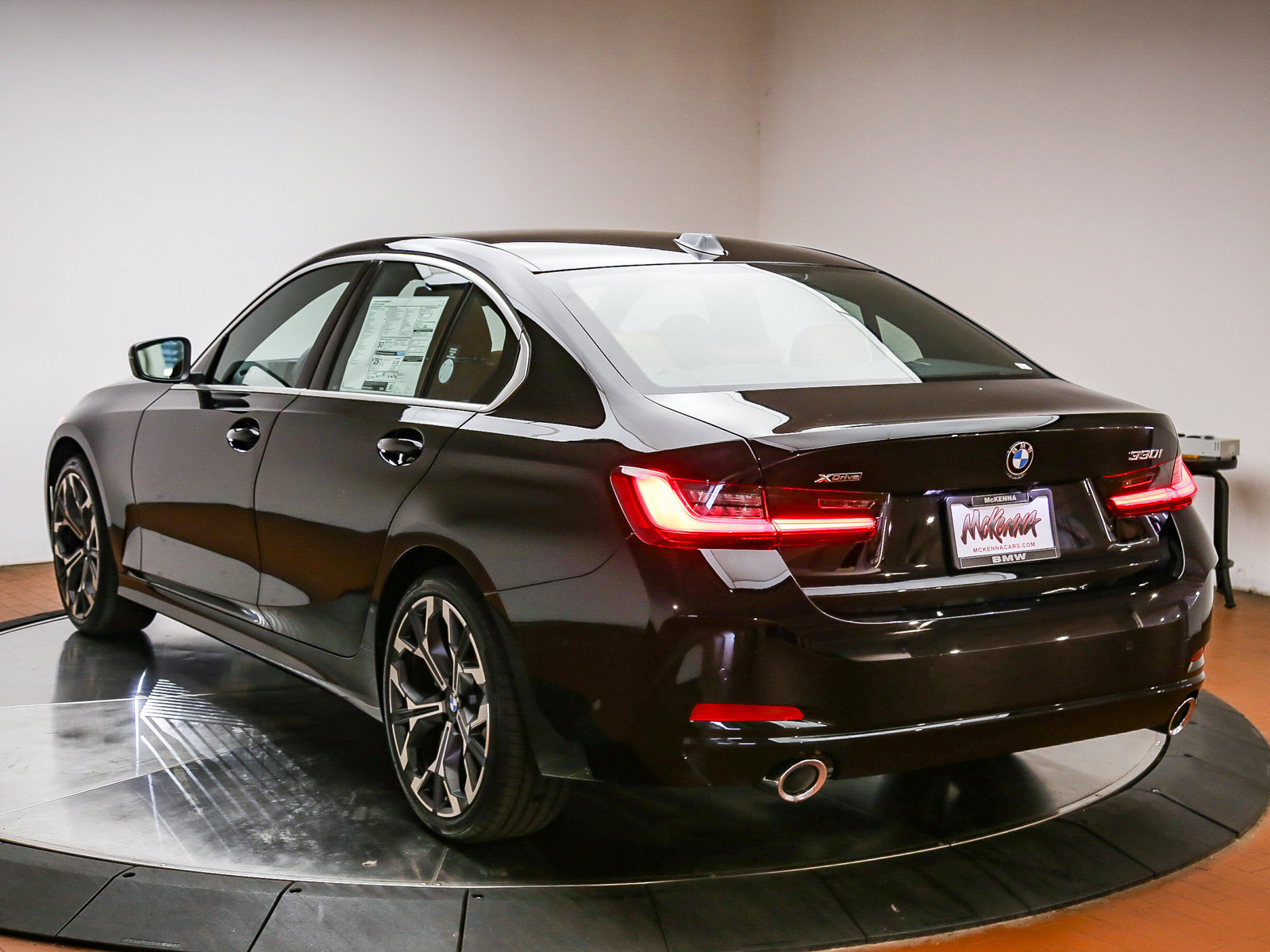 New 2026 BMW 330i xDrive Sedan w/ Convenience Package AWD/4WD image 5
