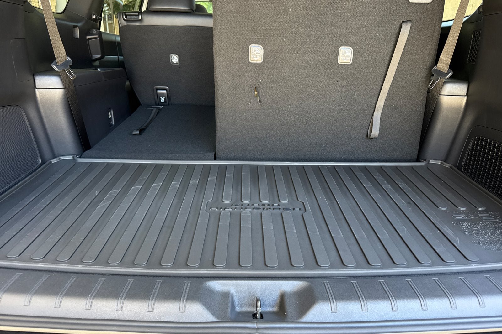 New 2026 Toyota Grand Highlander AWD Hybrid image 17
