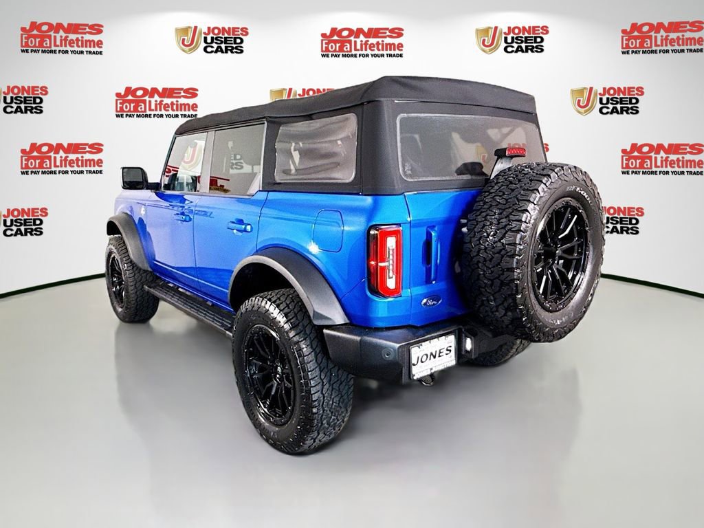 Used 2022 Ford Bronco Outer Banks image 2