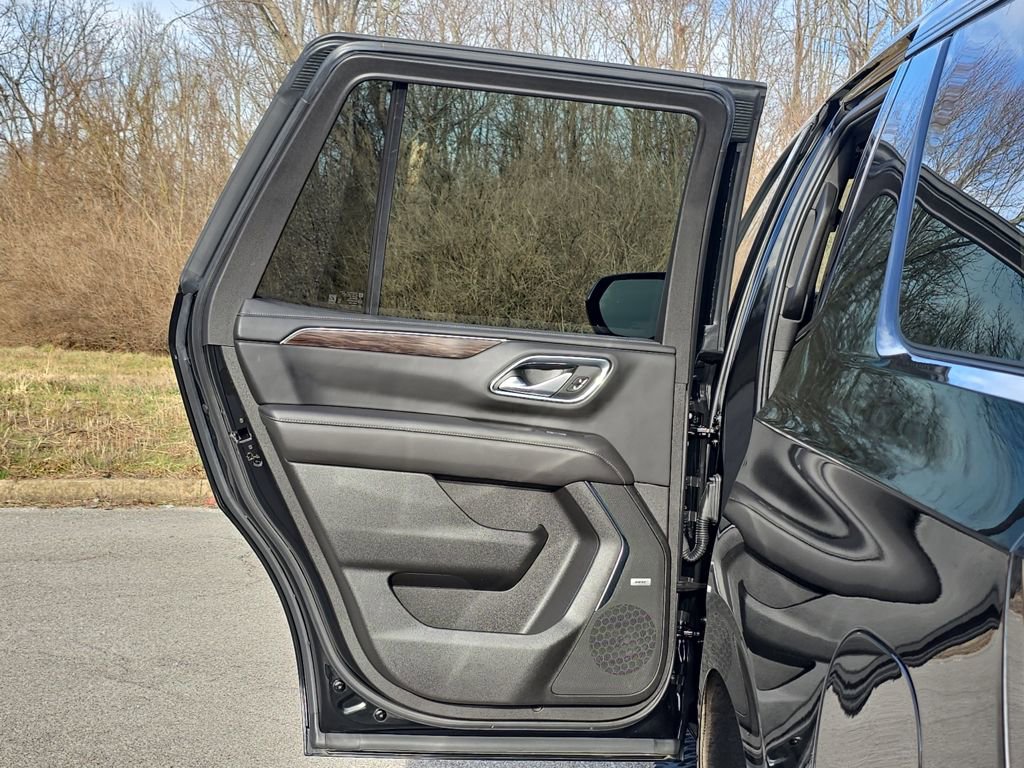 Used 2023 Chevrolet Tahoe Z71 AWD/4WD image 23