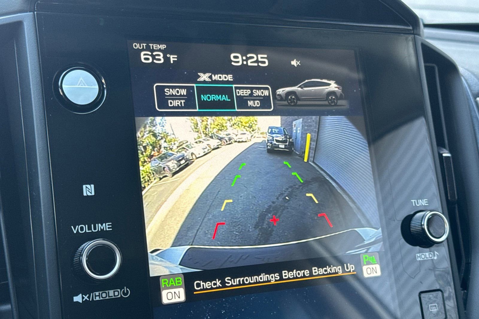 Certified 2025 Subaru Crosstrek 2.5i Limited w/ Crosstrek Mirror Package image 22