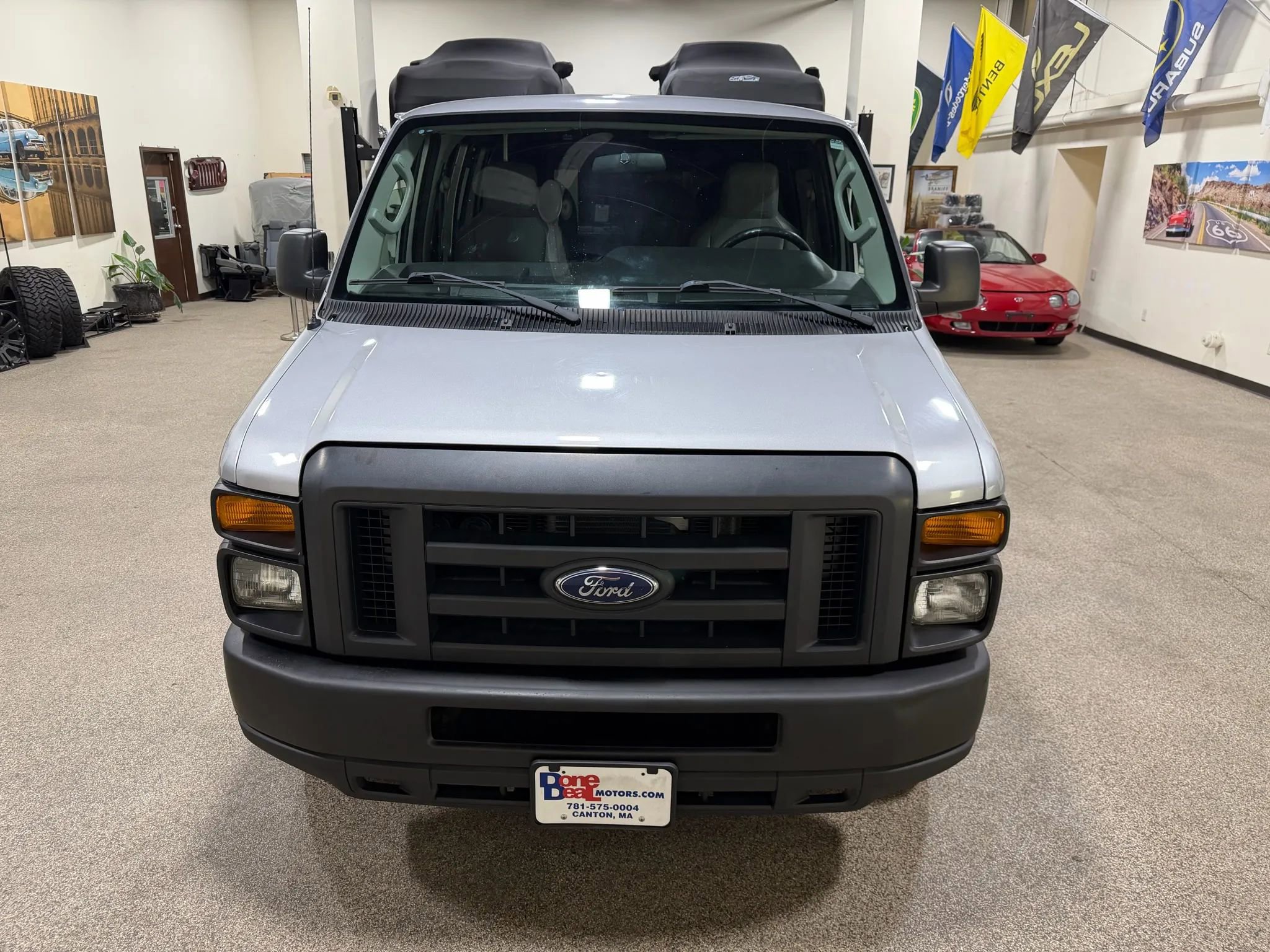 Used 2014 Ford E-250 and Econoline 250 w/ Power Group image 11