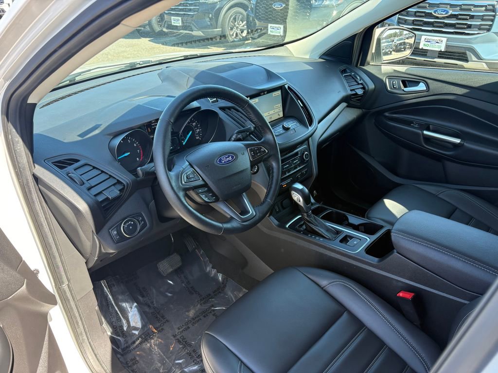 Used 2019 Ford Escape SEL image 3