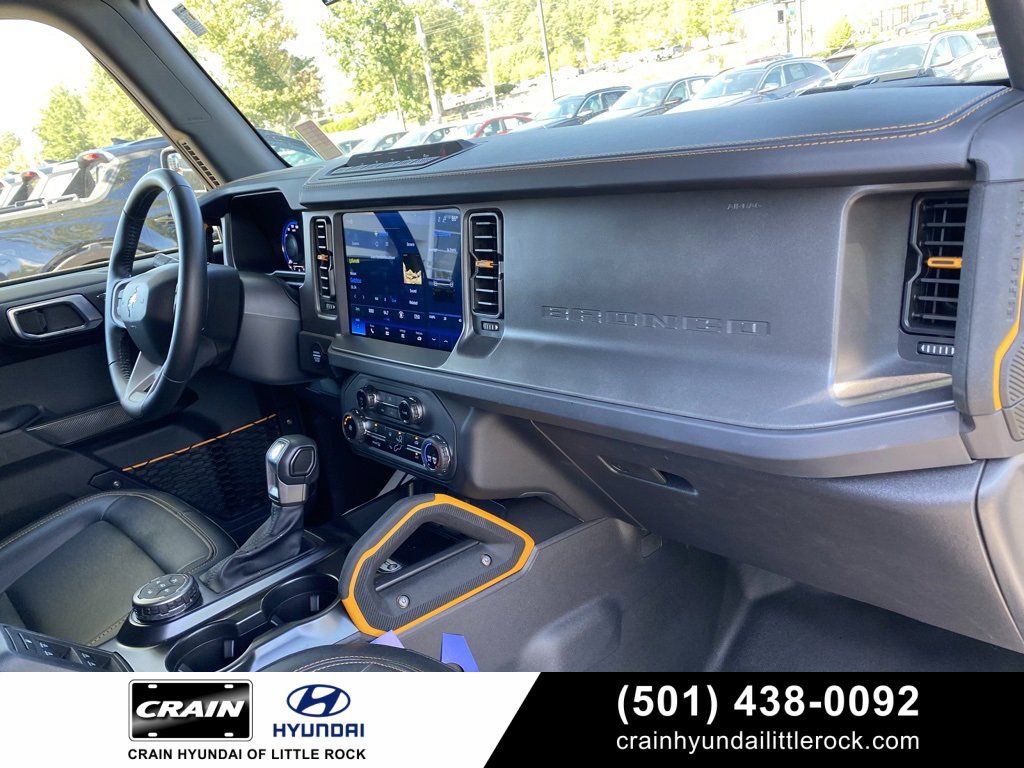 Used 2024 Ford Bronco Badlands image 34