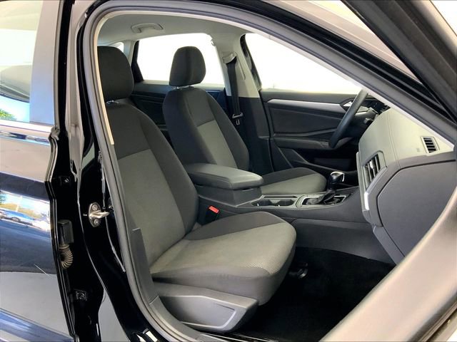 Used 2019 Volkswagen Jetta S w/ Driver Assistance Package image 17