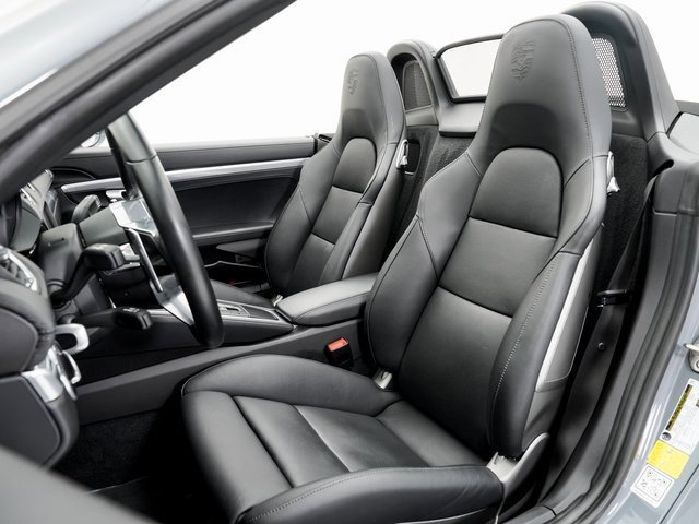 Certified 2025 Porsche 718 Boxster image 5