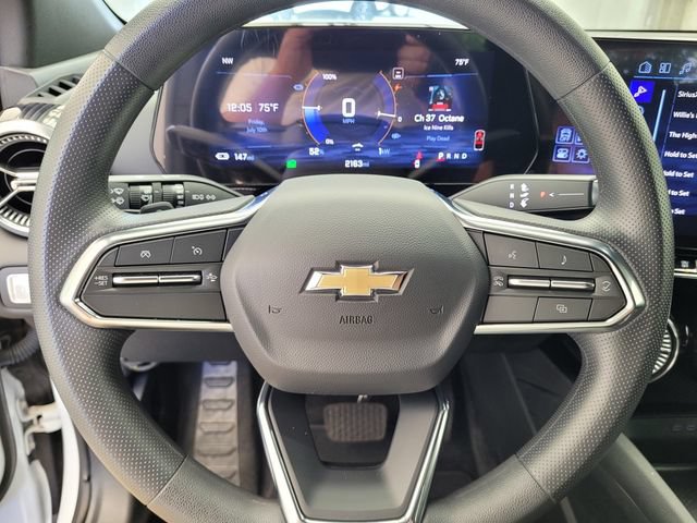 Used 2025 Chevrolet Blazer EV LT AWD/4WD image 28