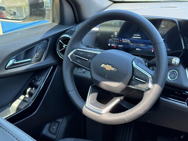 New 2026 Chevrolet Equinox LT w/ Convenience Package II image 8