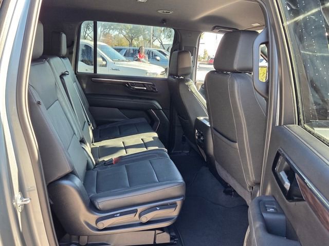 Certified 2025 Chevrolet Suburban Z71 AWD/4WD image 19