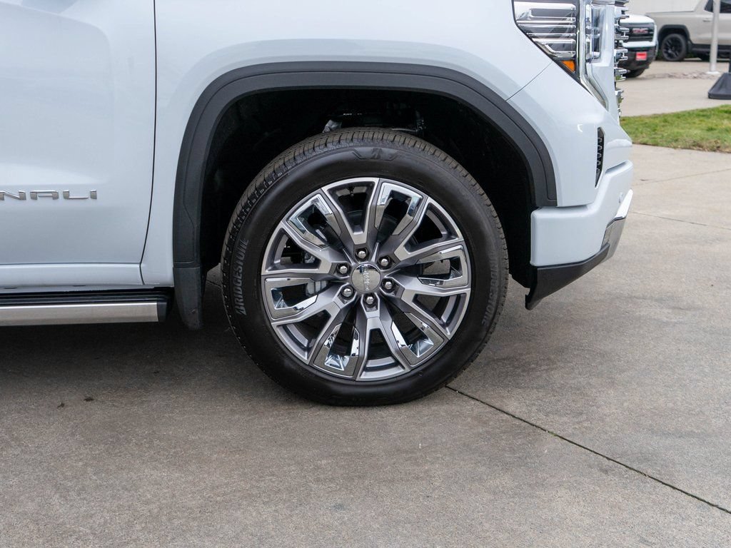 Used 2026 GMC Sierra 1500 Denali AWD/4WD image 37