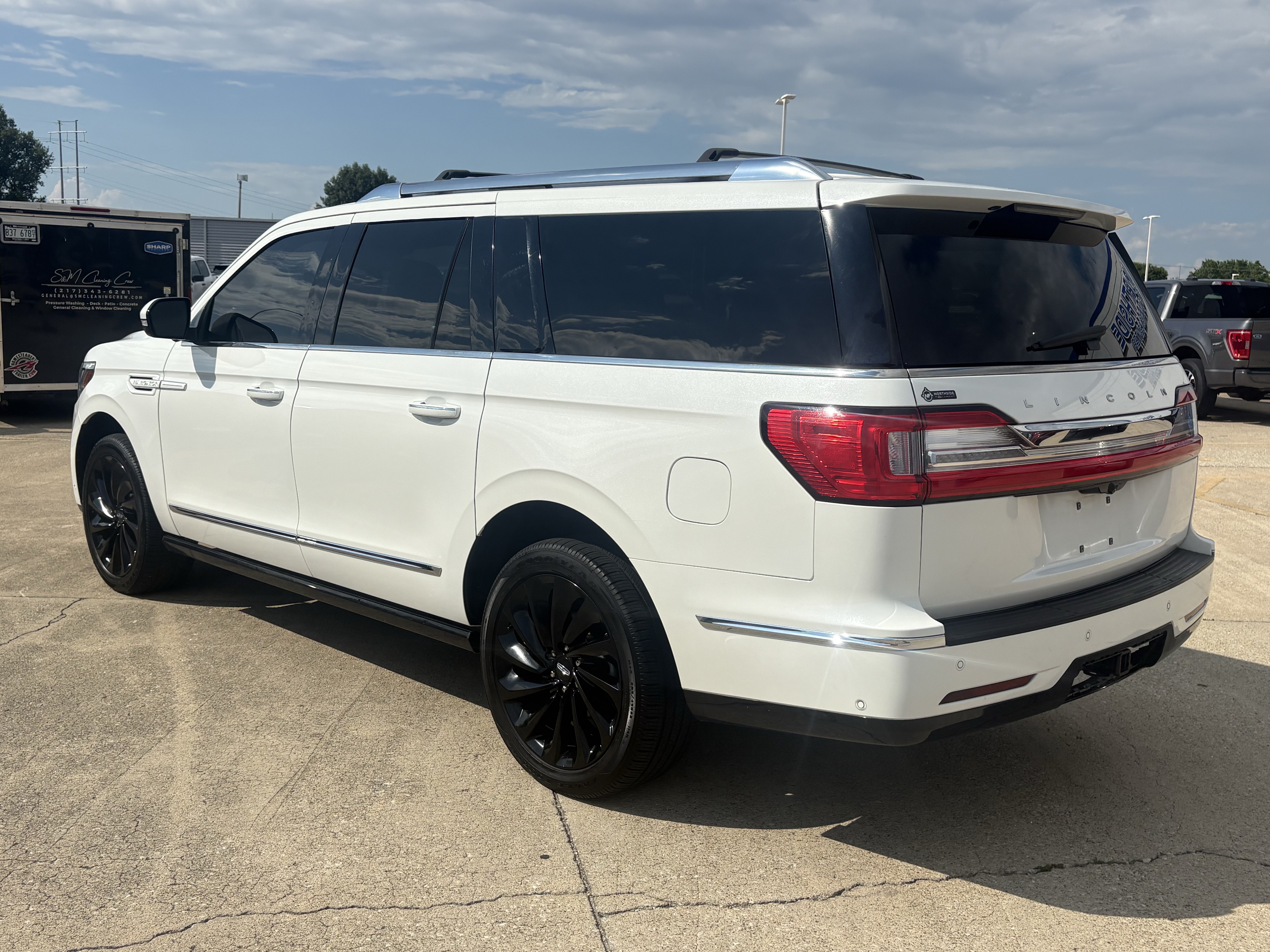 Used 2021 Lincoln Navigator L Reserve AWD/4WD image 6