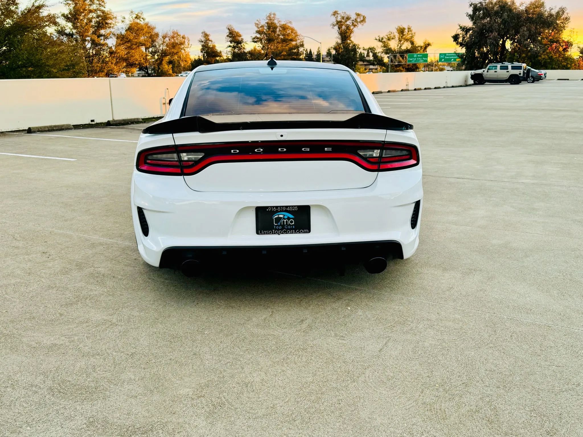 Used 2017 Dodge Charger R/T RWD image 18