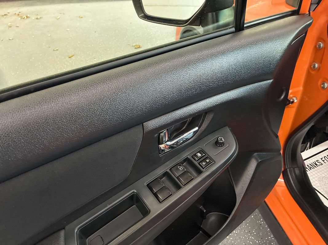 Used 2014 Subaru Crosstrek 2.0i Premium AWD/4WD image 10
