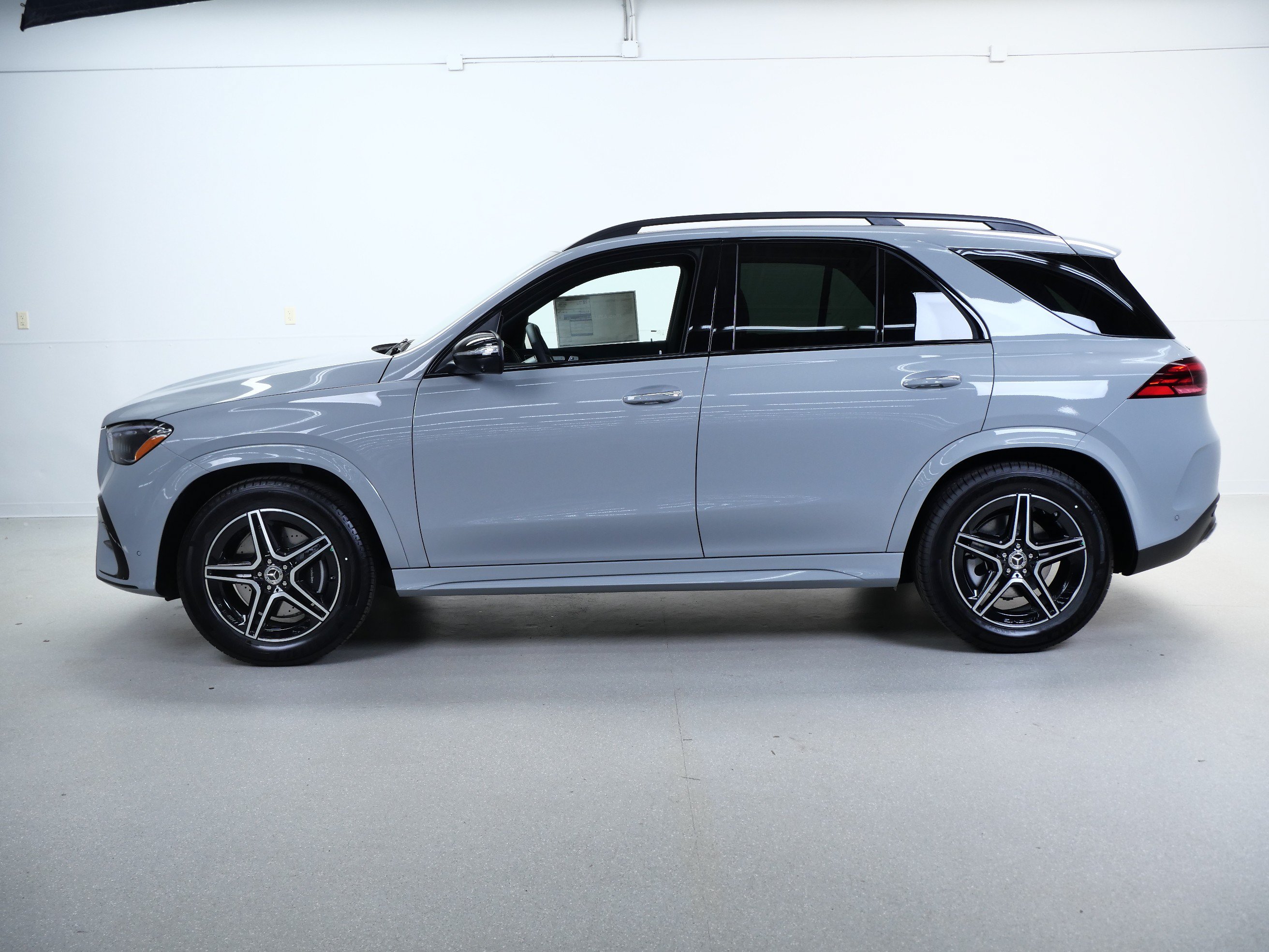 New 2026 Mercedes-Benz GLE 350 4MATIC image 5