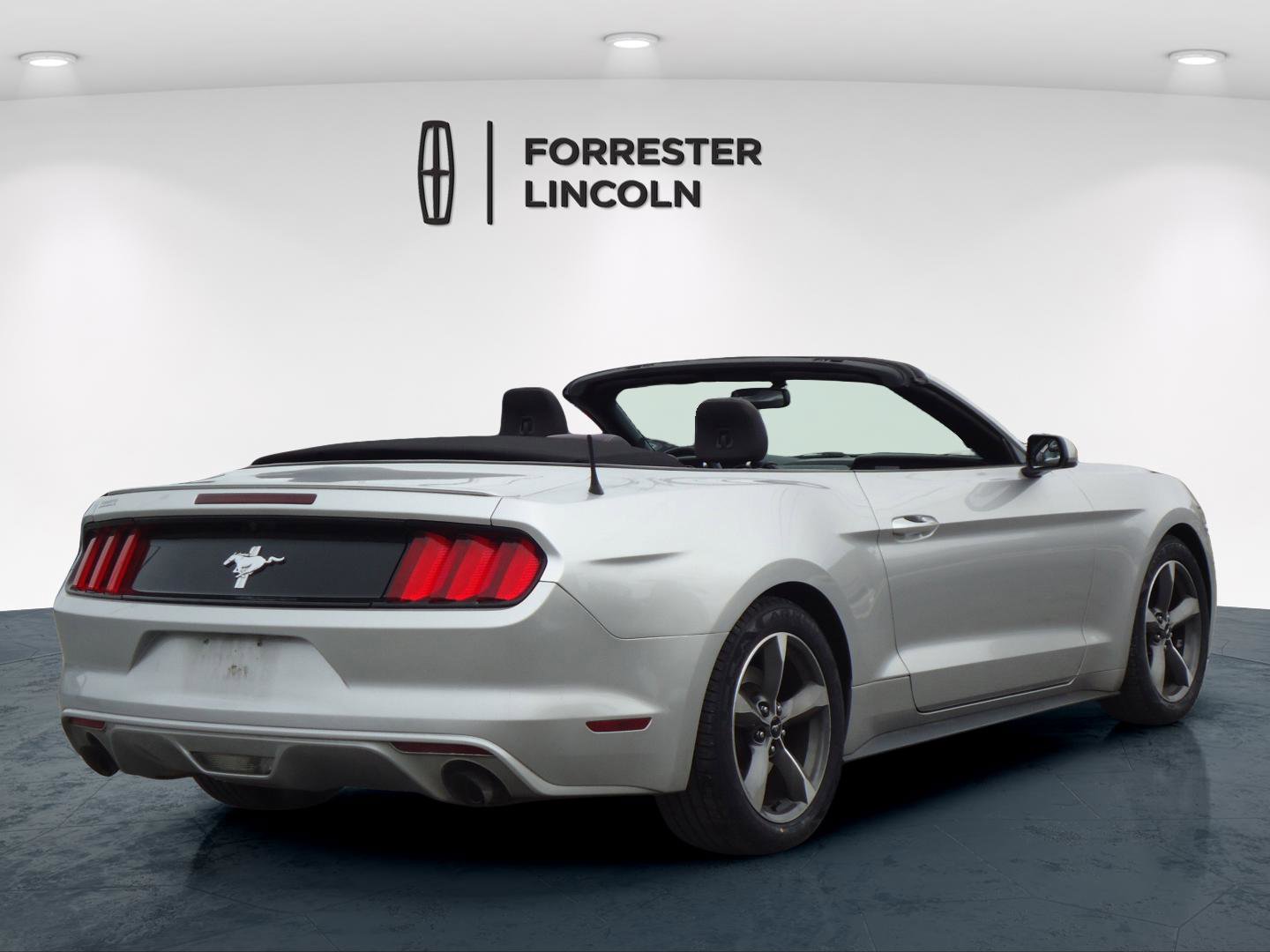 Used 2015 Ford Mustang Convertible w/ Equipment Group 051A image 3