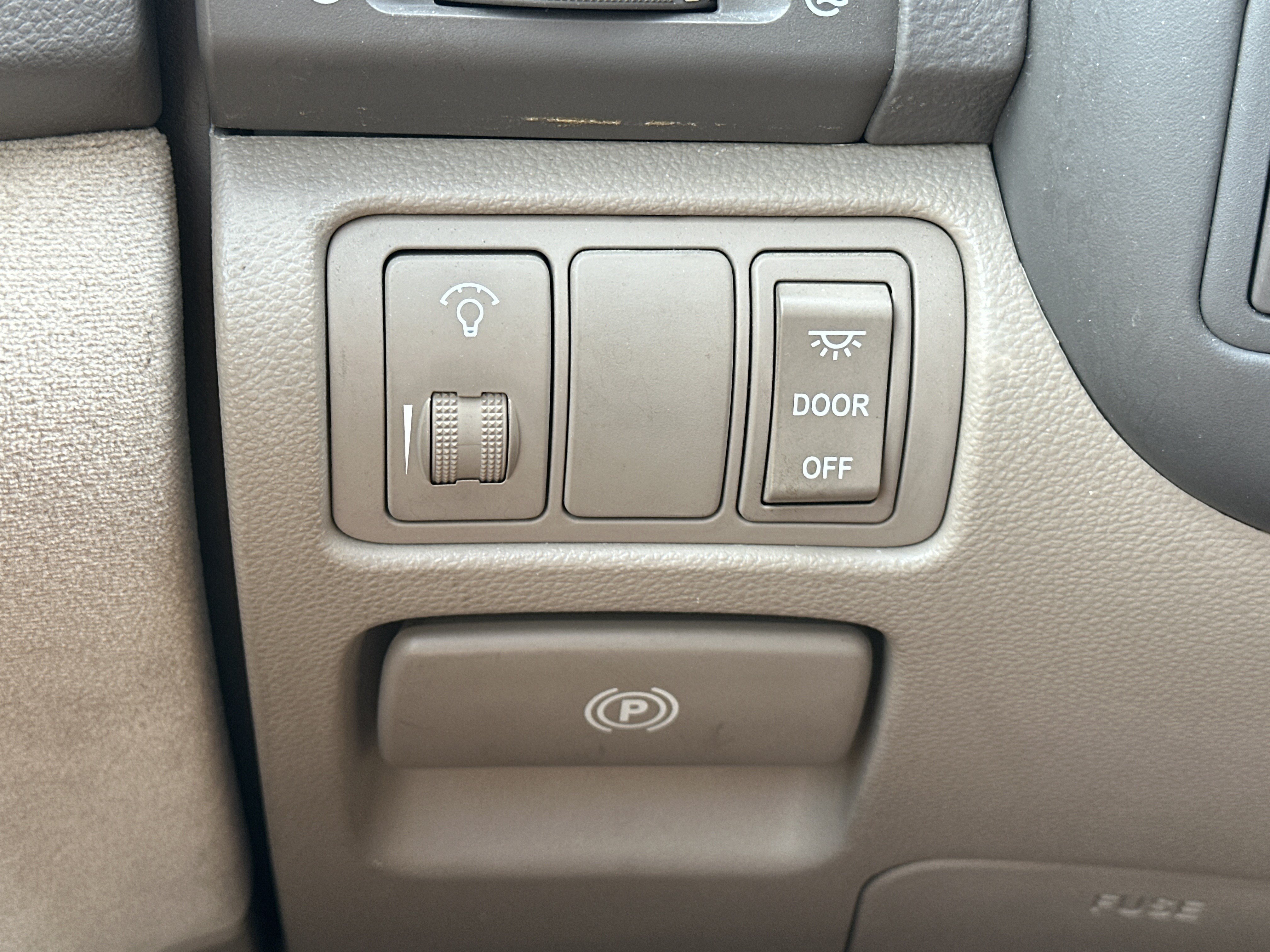 Used 2008 Kia Sedona LX FWD image 27