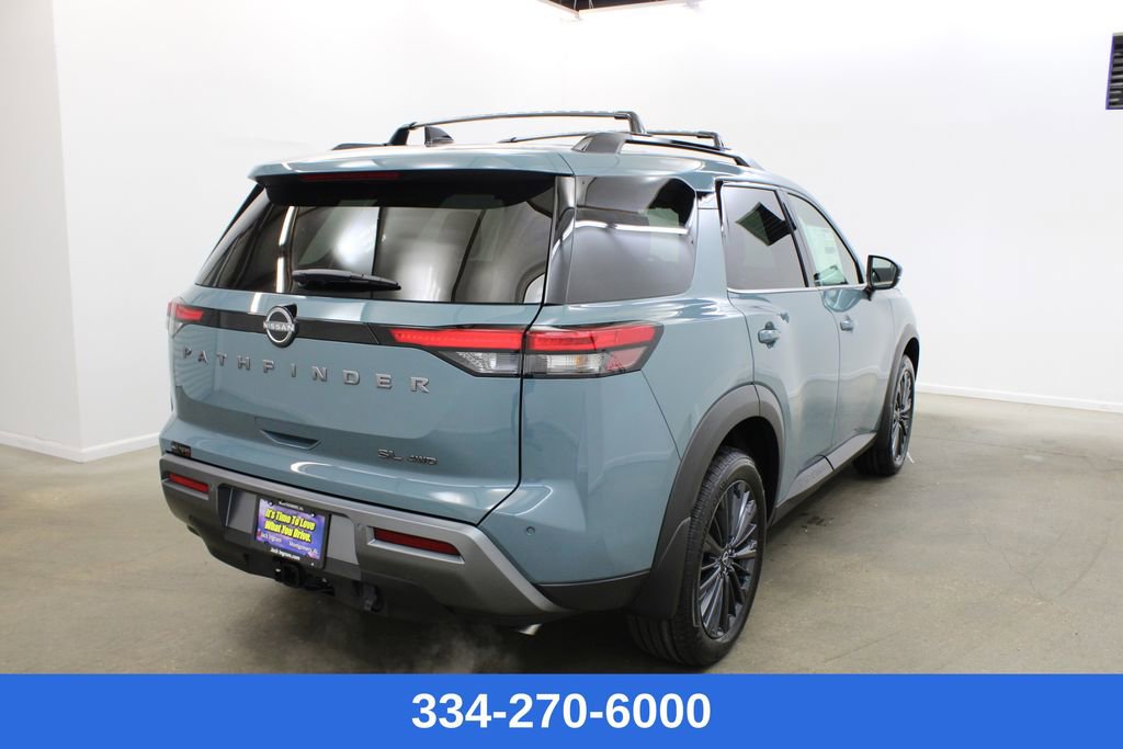 New 2026 Nissan Pathfinder SL image 4