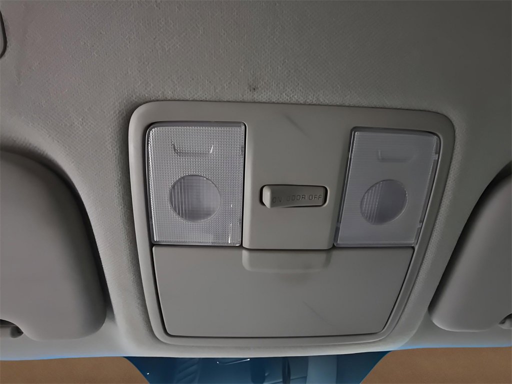 Used 2018 Kia Forte S image 28