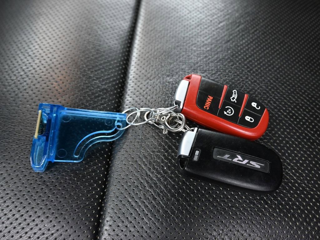 Used 2019 Dodge Challenger SRT Hellcat Redeye image 51