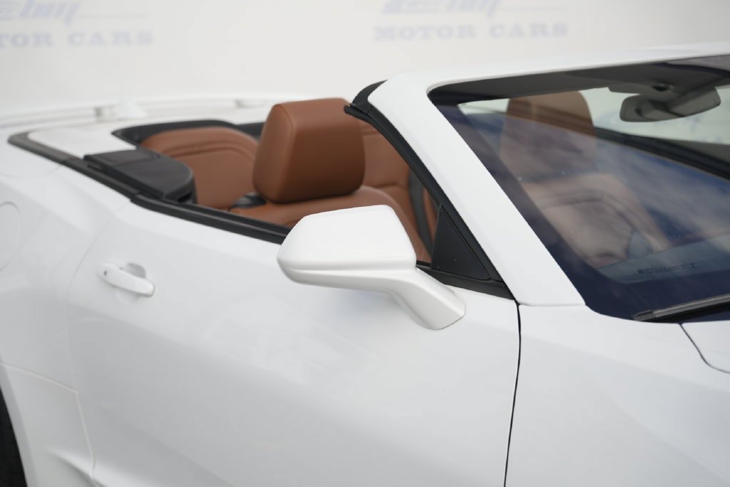 Used 2018 Chevrolet Camaro SS RWD image 18