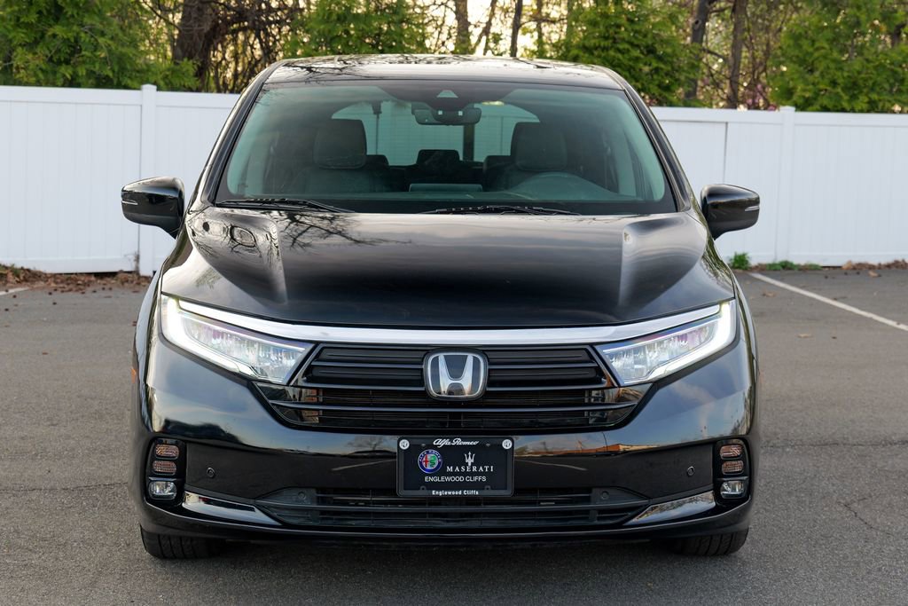 Used 2023 Honda Odyssey Touring image 2