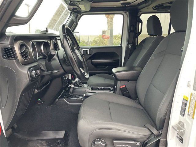 Used 2021 Jeep Gladiator Sport image 18