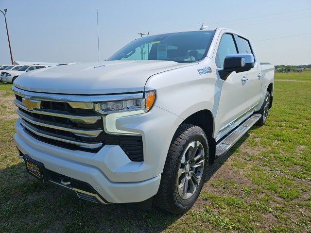 Used 2023 Chevrolet Silverado 1500 High Country image 1