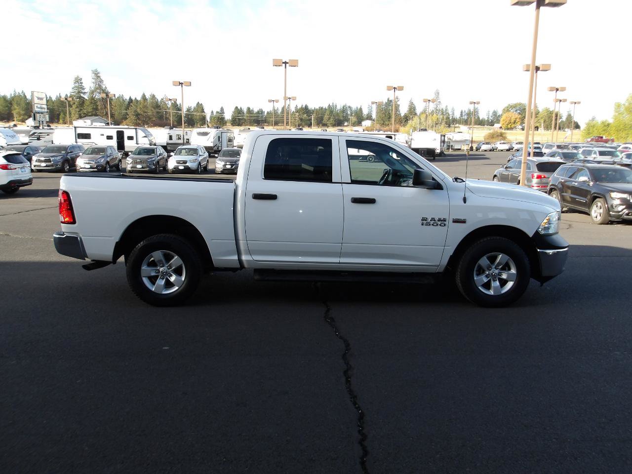 Used 2014 RAM 1500 ST w/ SXT Appearance Group AWD/4WD image 6