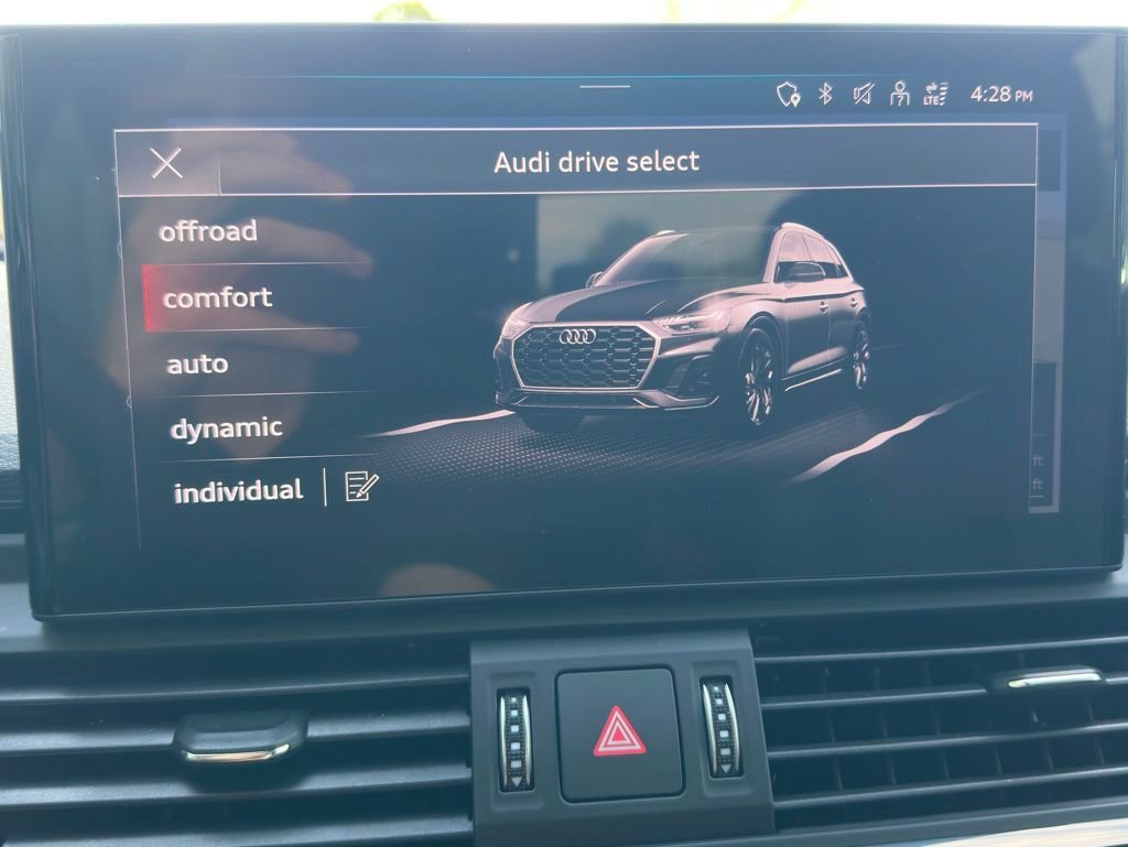 Used 2023 Audi Q5 2.0T Premium Plus w/ Premium Plus Package AWD/4WD image 45