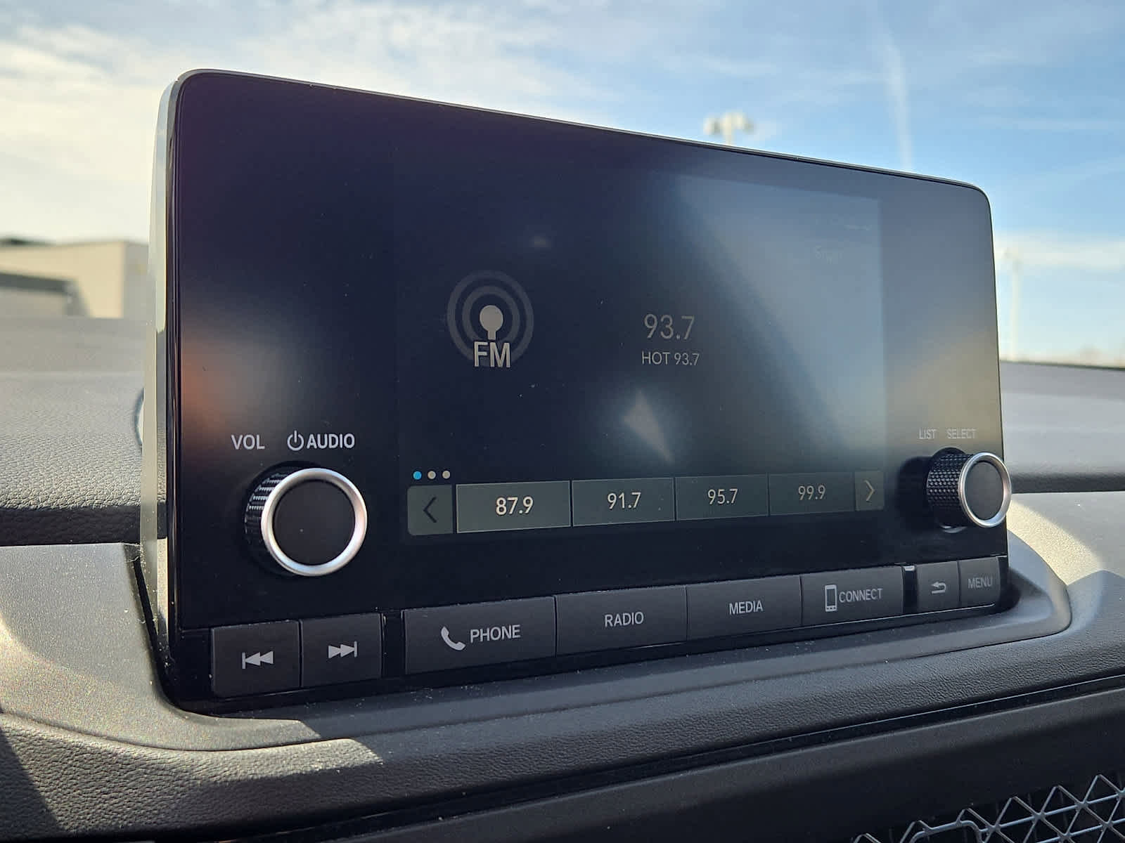 Used 2024 Honda Accord EX image 19