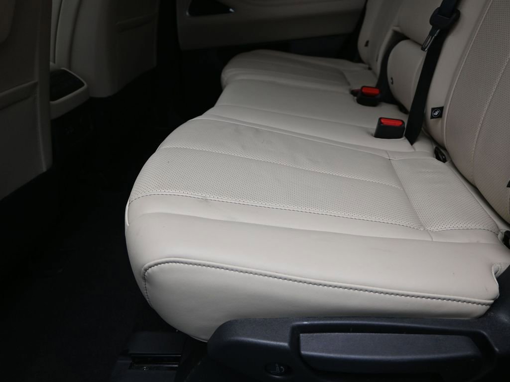 Certified 2023 INFINITI QX60 Luxe w/ Vision Package FWD image 17