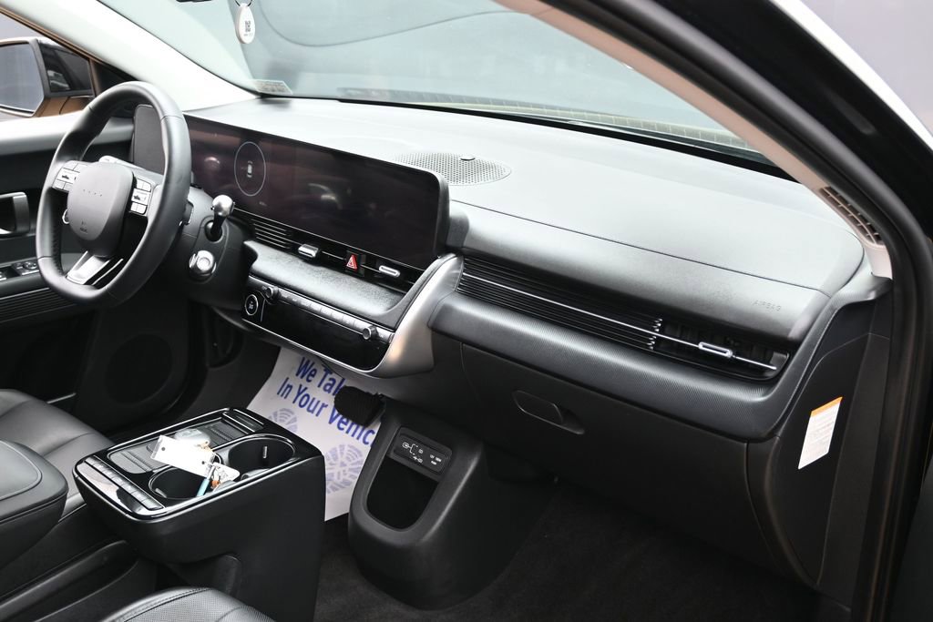 Used 2025 Hyundai Ioniq 5 SEL RWD image 36