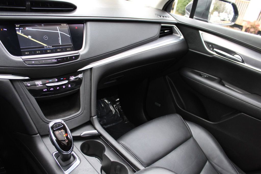 Used 2018 Cadillac XT5 Luxury w/ Driver Awareness Package image 41