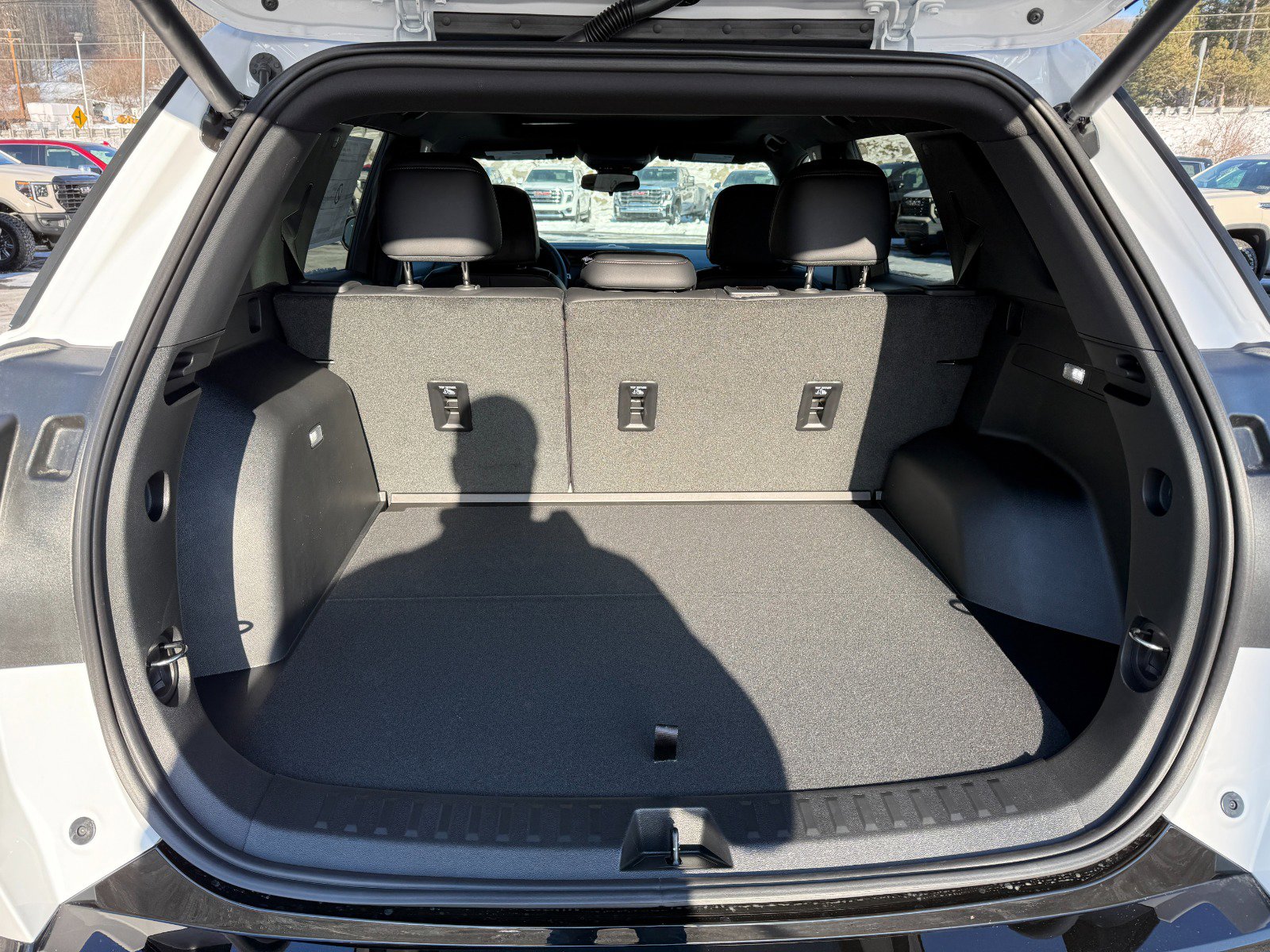 New 2026 GMC Terrain AT4 w/ Convenience Package III image 20