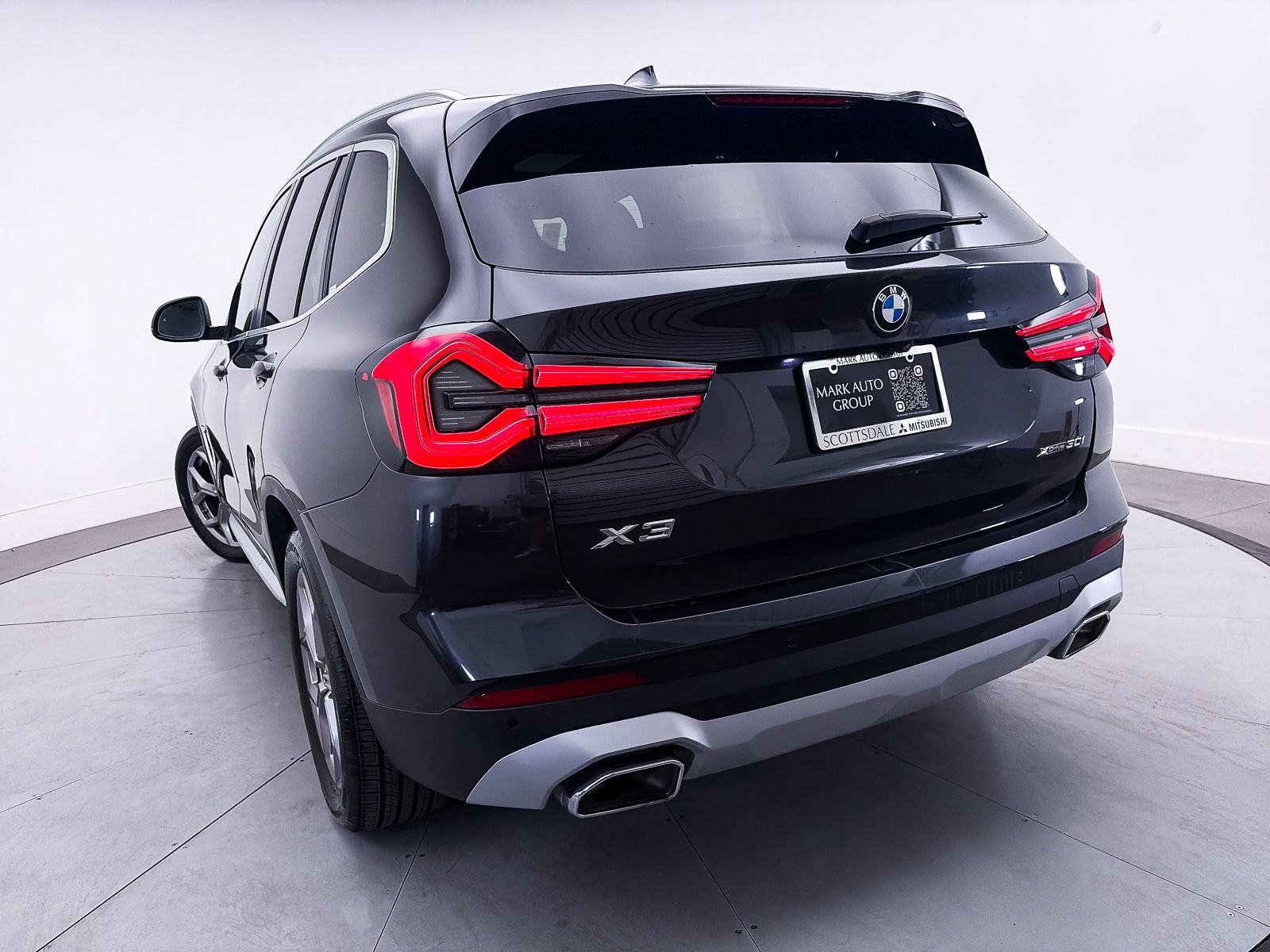 Used 2022 BMW X3 xDrive30i w/ Convenience Package w/ZPA AWD/4WD image 4